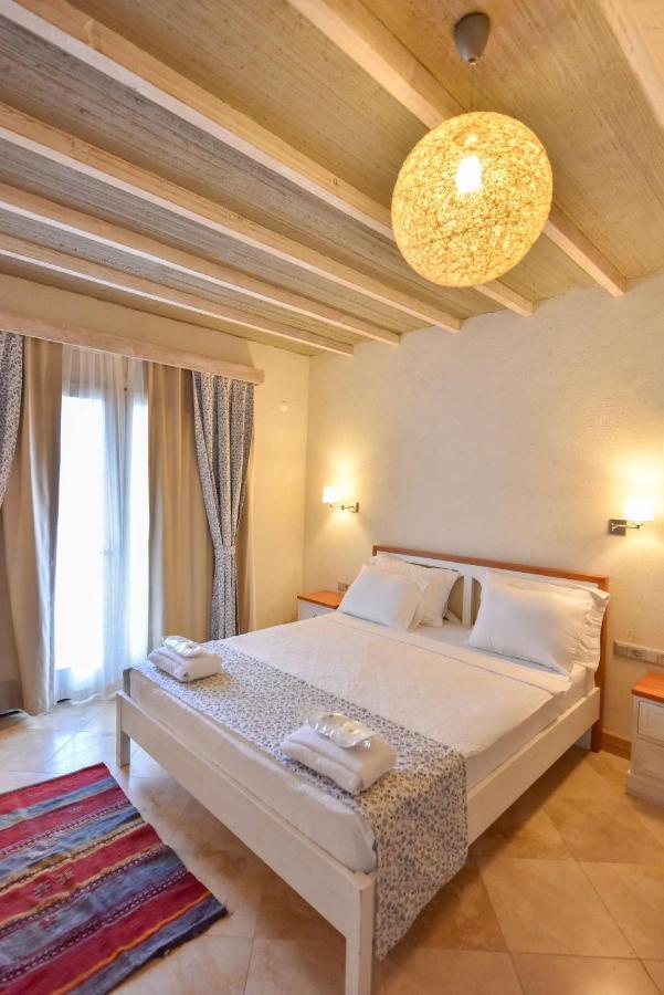 Orino Suites Cedit Ngoại thất bức ảnh