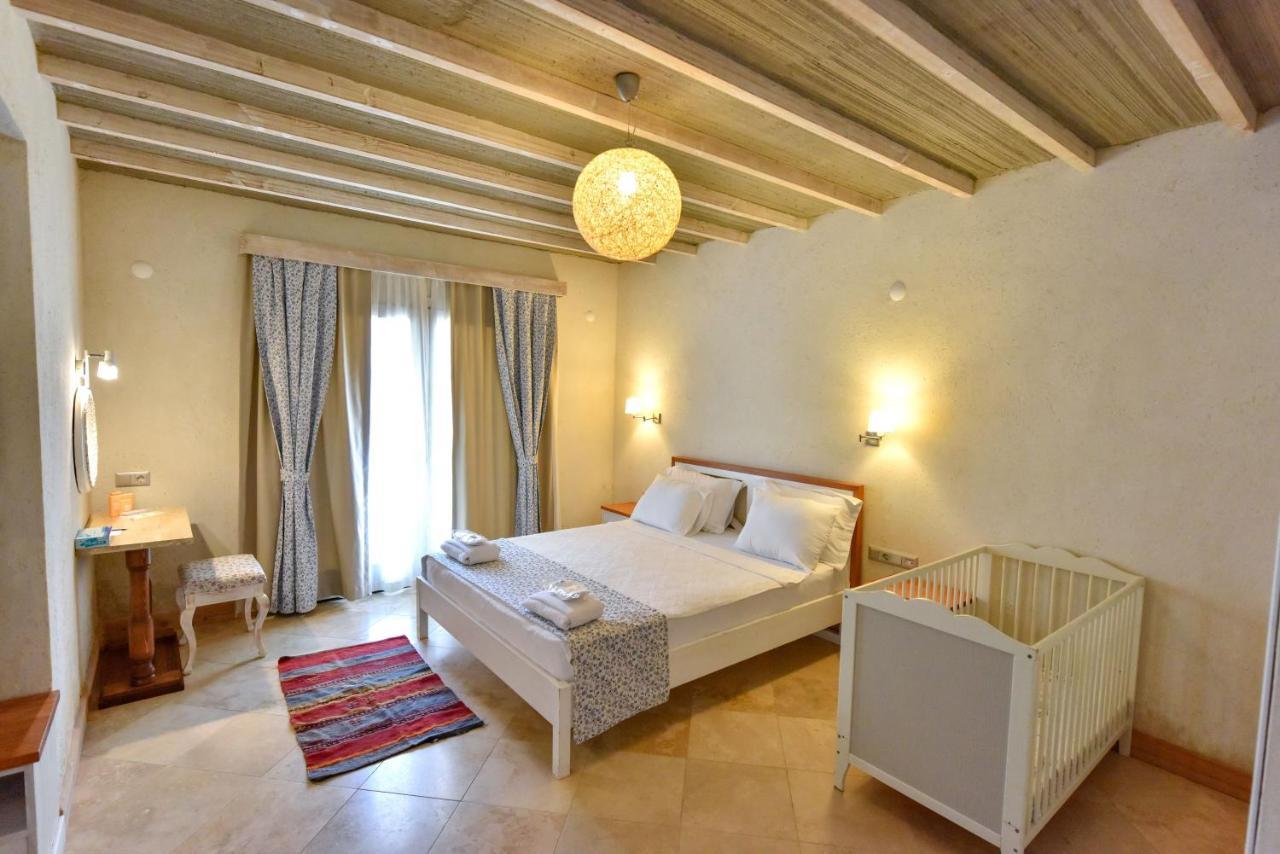 Orino Suites Cedit Ngoại thất bức ảnh
