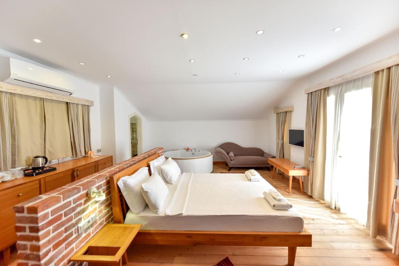Orino Suites Cedit Ngoại thất bức ảnh